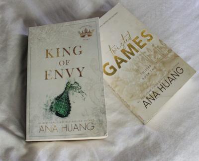 Preused 2 book  Ana Huang Bundle from different series - Thumbnail 4