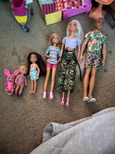 Barbie dream house with toys included - Thumbnail 4