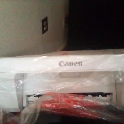 Canon color scanner brand new - Thumbnail 5