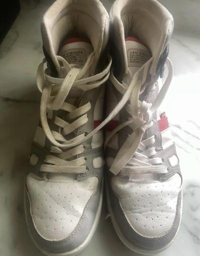 Grey white navy  red Levis size 11115