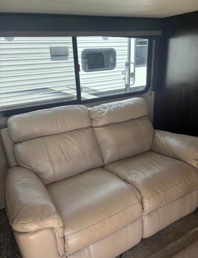 2020 Grand Design 2150RB - Thumbnail 4