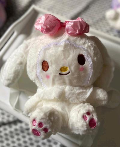 Morrales tipo peluche Hello Kitty - Thumbnail 2