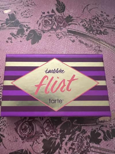small makeup pallet light colors like new - Thumbnail 2