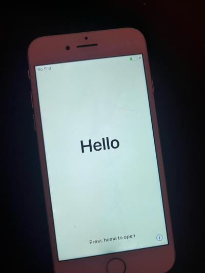 iPhone 8 white 64 gb