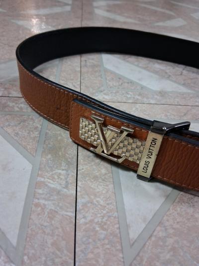 Mens Louis Vuitton Belt Waist size 38 to 42