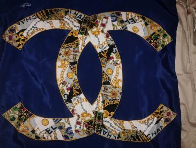 vintage Chanel Scarf hand rolled edges - Thumbnail 8