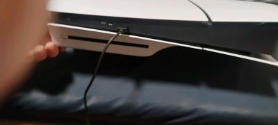 new ps5 HDMI tons of games 1 controller Ethernet cable heads - Thumbnail 3