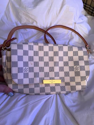 beautiful brown and beige bag like new condition - Thumbnail 3