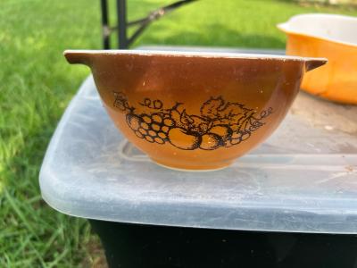 vintage Pyrex - Thumbnail 3