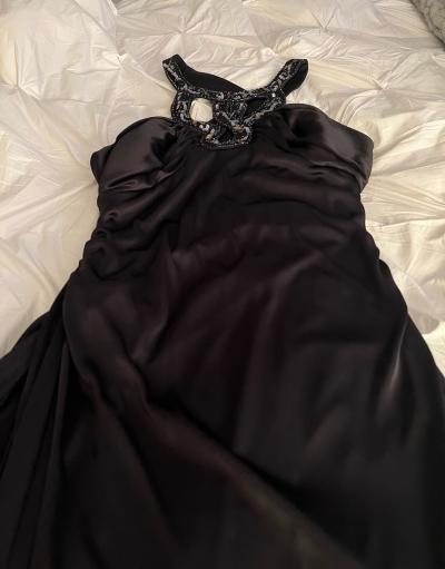 Black cocktails dress lg like new - Thumbnail 2