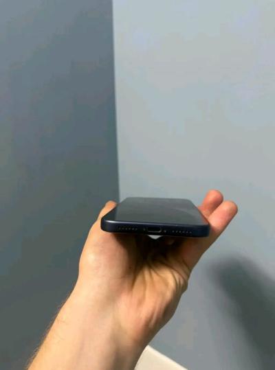 iPhone 17 ProMax - Thumbnail 3