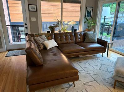 castlery leather sectional couch - Thumbnail 3