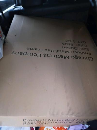 new inbox queen mattress and metal frame - Thumbnail 2