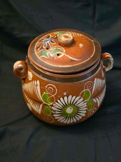 Antique 1930s Tlaquepaque Primitive Bean Pot