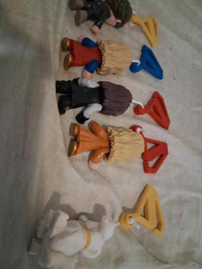 DC Comics Supergirl KFC Limited Edition figurines - Thumbnail 4