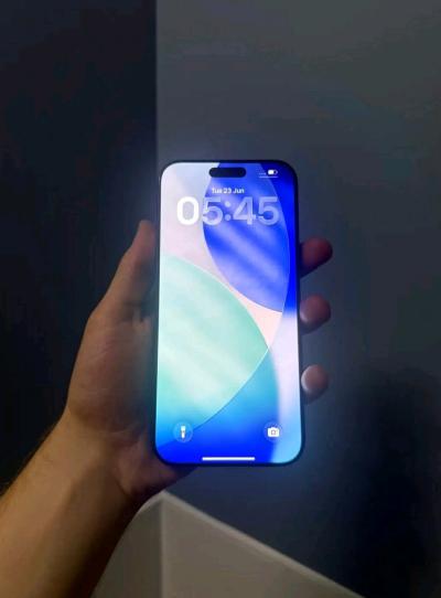 iPhone 17 Pro Max Unlocked - Thumbnail 2