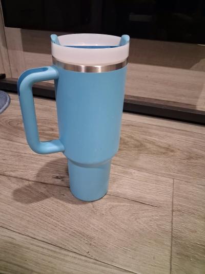 Stanley  40 Oz with straw  dishwasher safe - Thumbnail 4