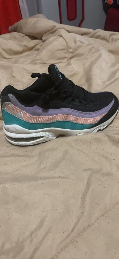 girls Nike swoosh 4y low top shoes - Thumbnail 3