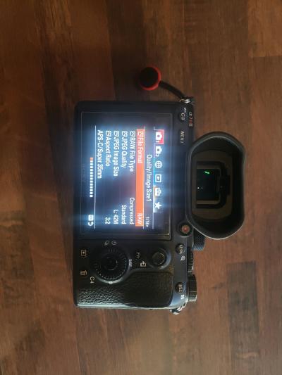 SONYA7 R3 Body less than 40000 shutter count - Thumbnail 3