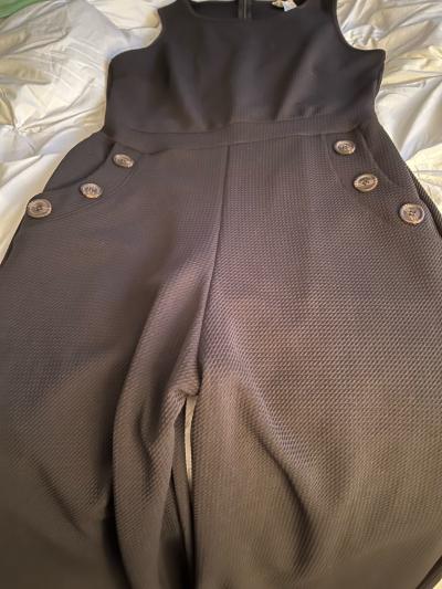 Black one piece jumpsuit with front pockets and buttons lg - Thumbnail 2