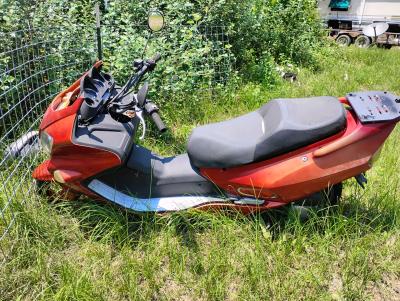 gas scooter - Thumbnail 3