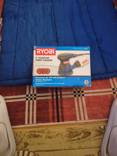 Ryobi sander slightly used