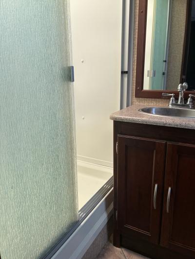 2015 Coachmen Mirada 35LS - Thumbnail 9