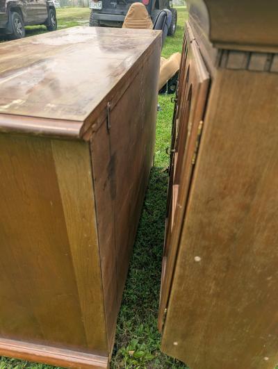 solid Cherry hutch - Thumbnail 3
