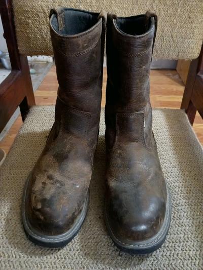 pair of steel toe boats size 11 - Thumbnail 3
