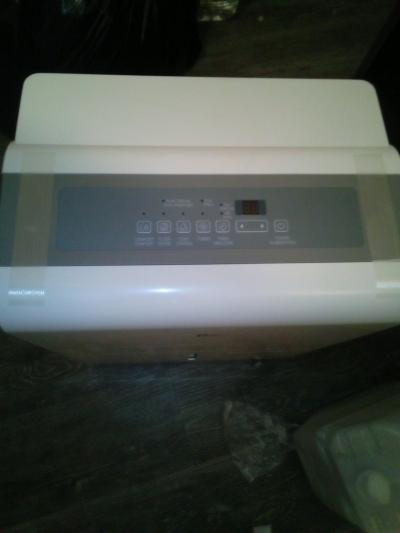 New open box  PERFECT AIRE Dehumidifier - Thumbnail 5