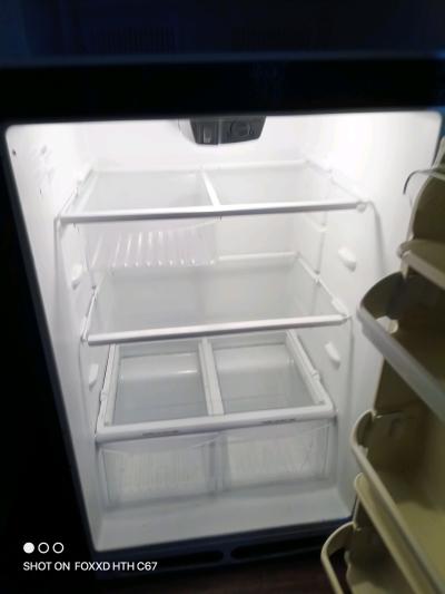 refrigerator - Thumbnail 4