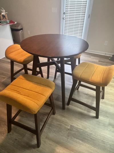 dinning table - Thumbnail 2