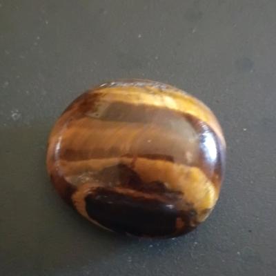 tigers eye gemstone