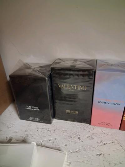 womens and mens perfume and cologne - Thumbnail 9