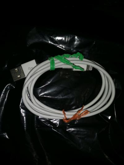 Apple USB A to Lightning Cable - Thumbnail 2
