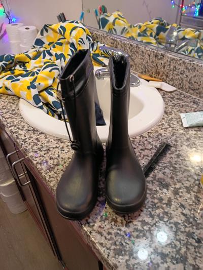 kids rain boots - Thumbnail 2