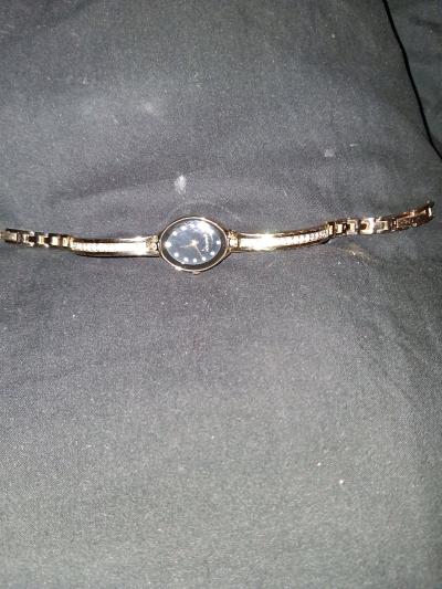 Cynthia Rowley purse and armitron watch - Thumbnail 4