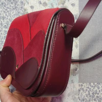 Kate Spade purse its like new perfect condition - Thumbnail 5