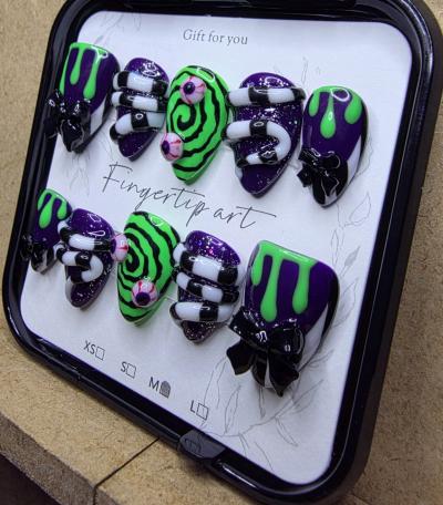 Handmade 3D Beetlejuice Press on Nails Sized Medium - Thumbnail 3