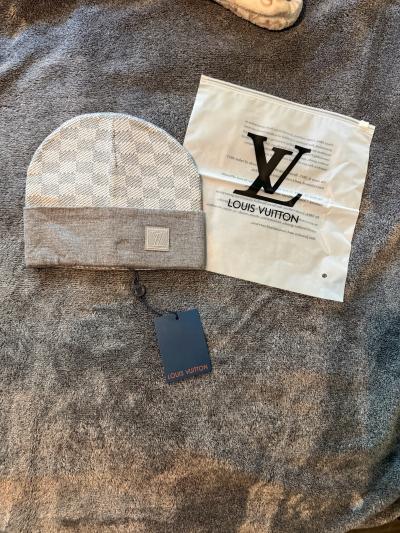 LV beanie grey checkered - Thumbnail 2