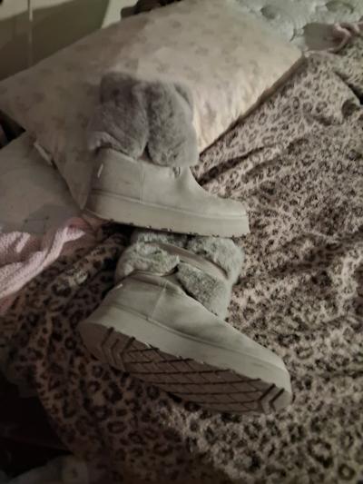 womens fashion furry egg style boots size 10