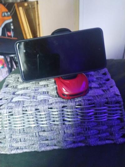 RED SPORTS CAR MOBILE PHONE REMOTE CONTROL HOLDER - Thumbnail 5