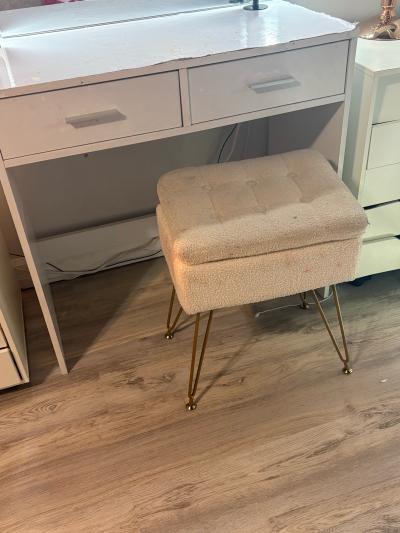white vanity with light up mirror - Thumbnail 5