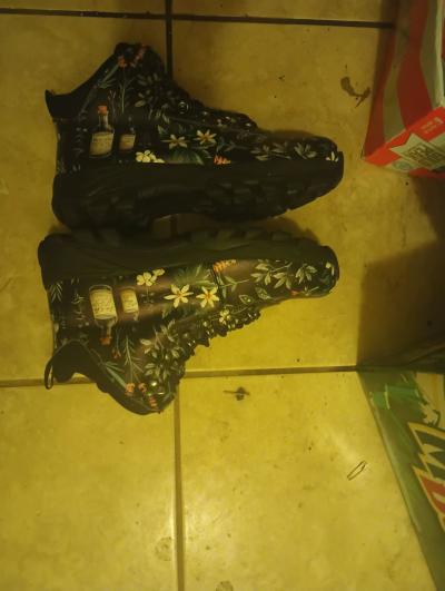 rouge plus Wolf boots about 15pairs
