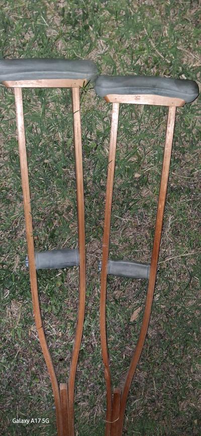 Vintage Wooden Underarm Crutches  Adjustable Pair Antique - Thumbnail 4
