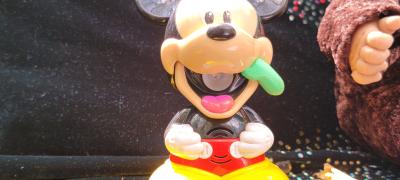 Talking Mickey Mouse hand held flash lights battery operated - Thumbnail 3