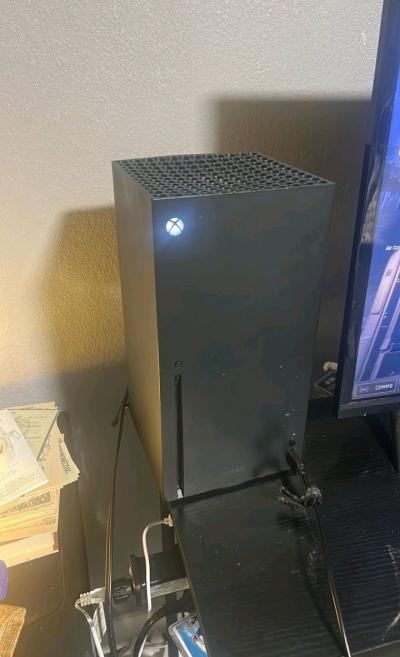 Xbox Series X 1TB 4K UHD