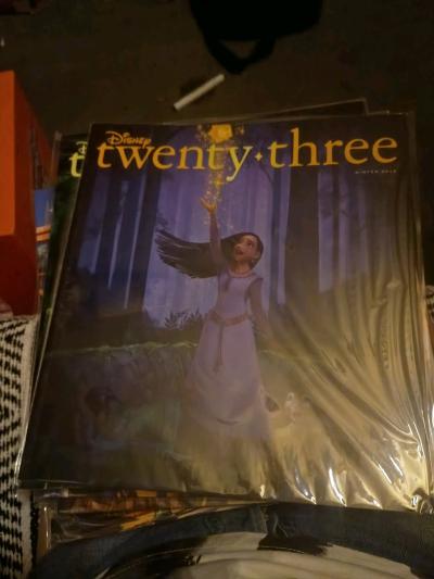 D23 magazines 14 in all 20 each all brand new - Thumbnail 8