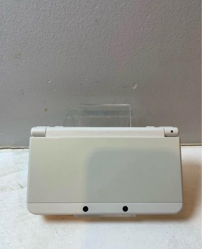 Nintendo 3ds working perfectly - Thumbnail 4