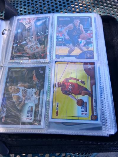 sports card  that I dont need anymore - Thumbnail 8